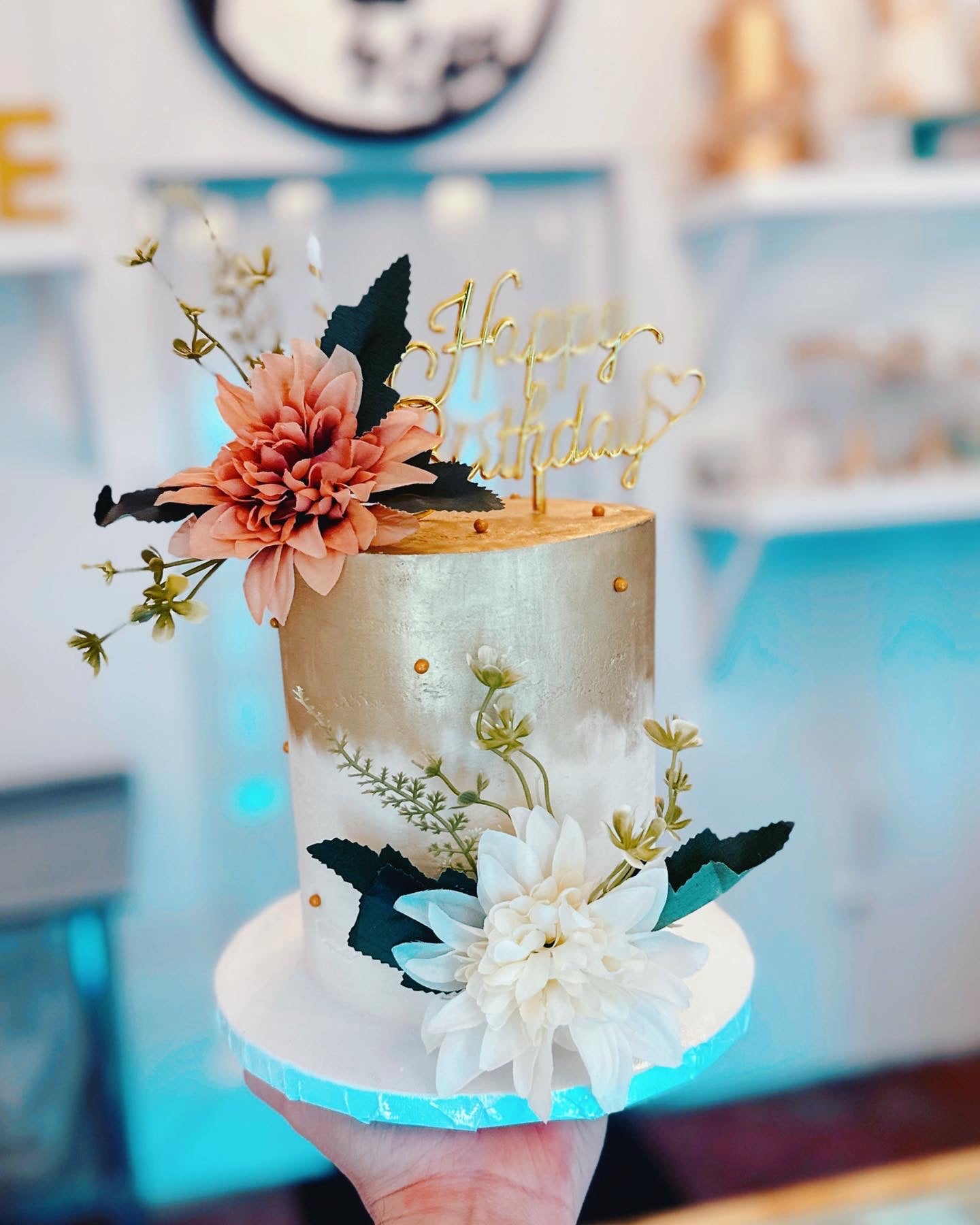 Elegant Flowers Happy on the Go