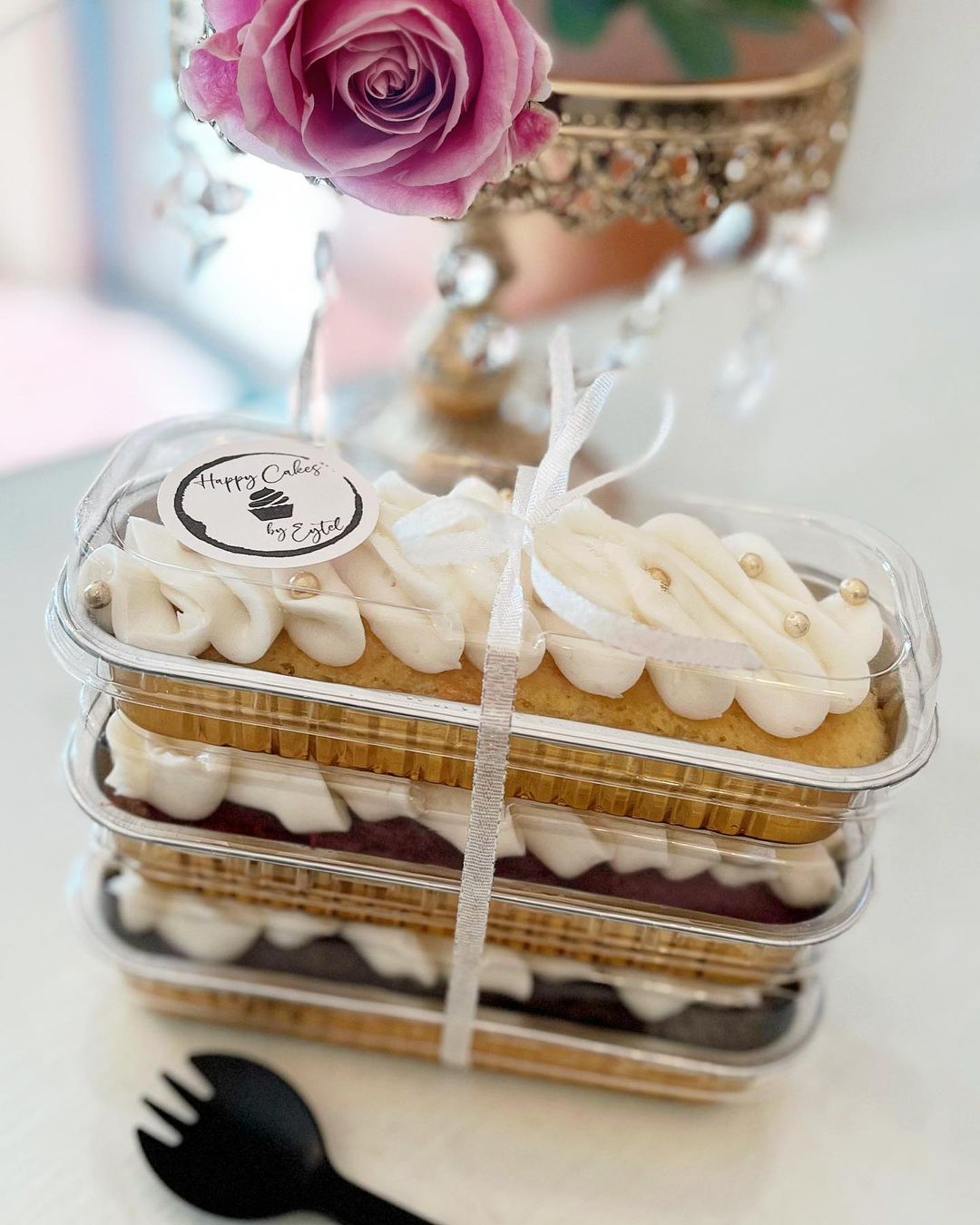 Cake Testing Happy Cakes by Eytel